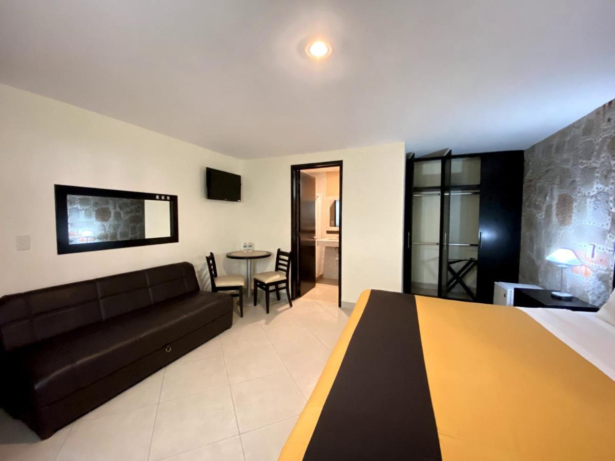 Hotel Escala Puebla Centro Екстер'єр фото