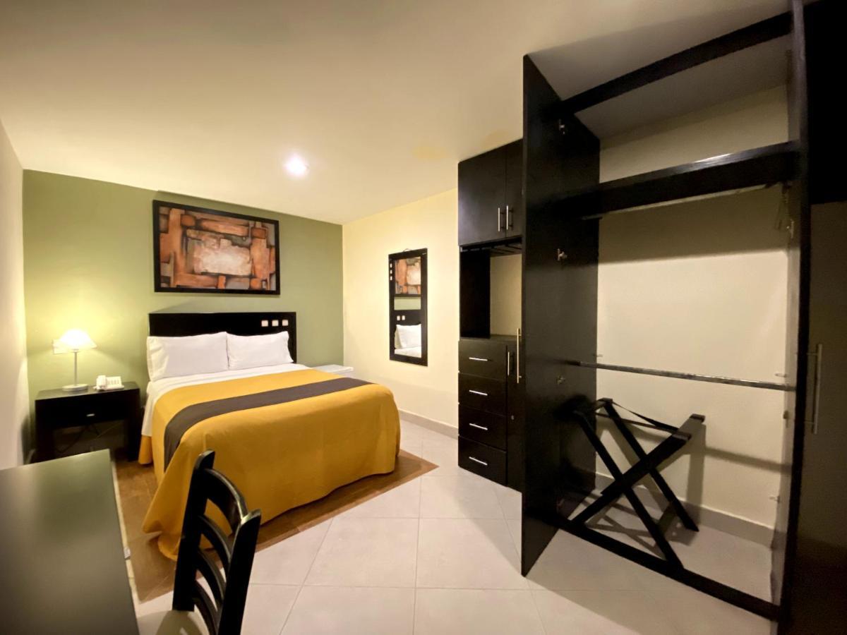 Hotel Escala Puebla Centro Екстер'єр фото