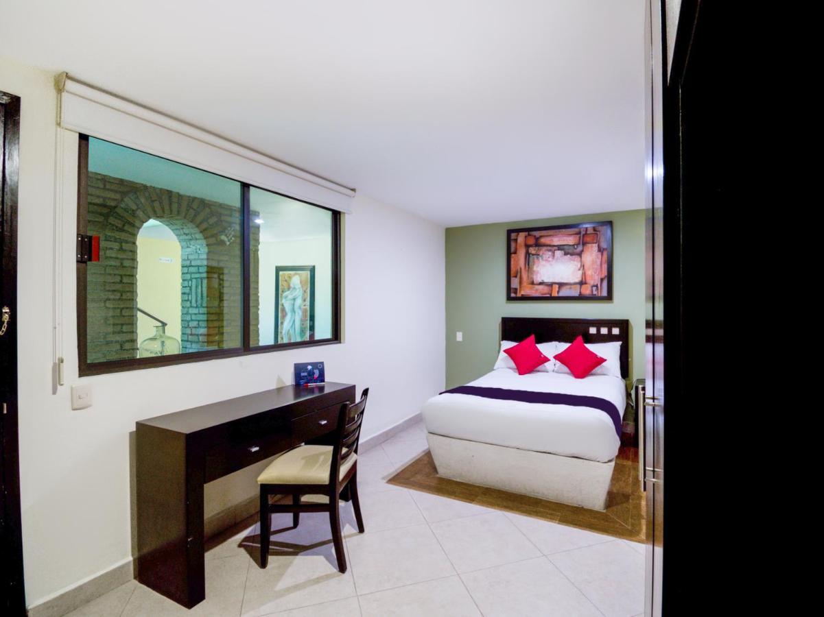 Hotel Escala Puebla Centro Екстер'єр фото