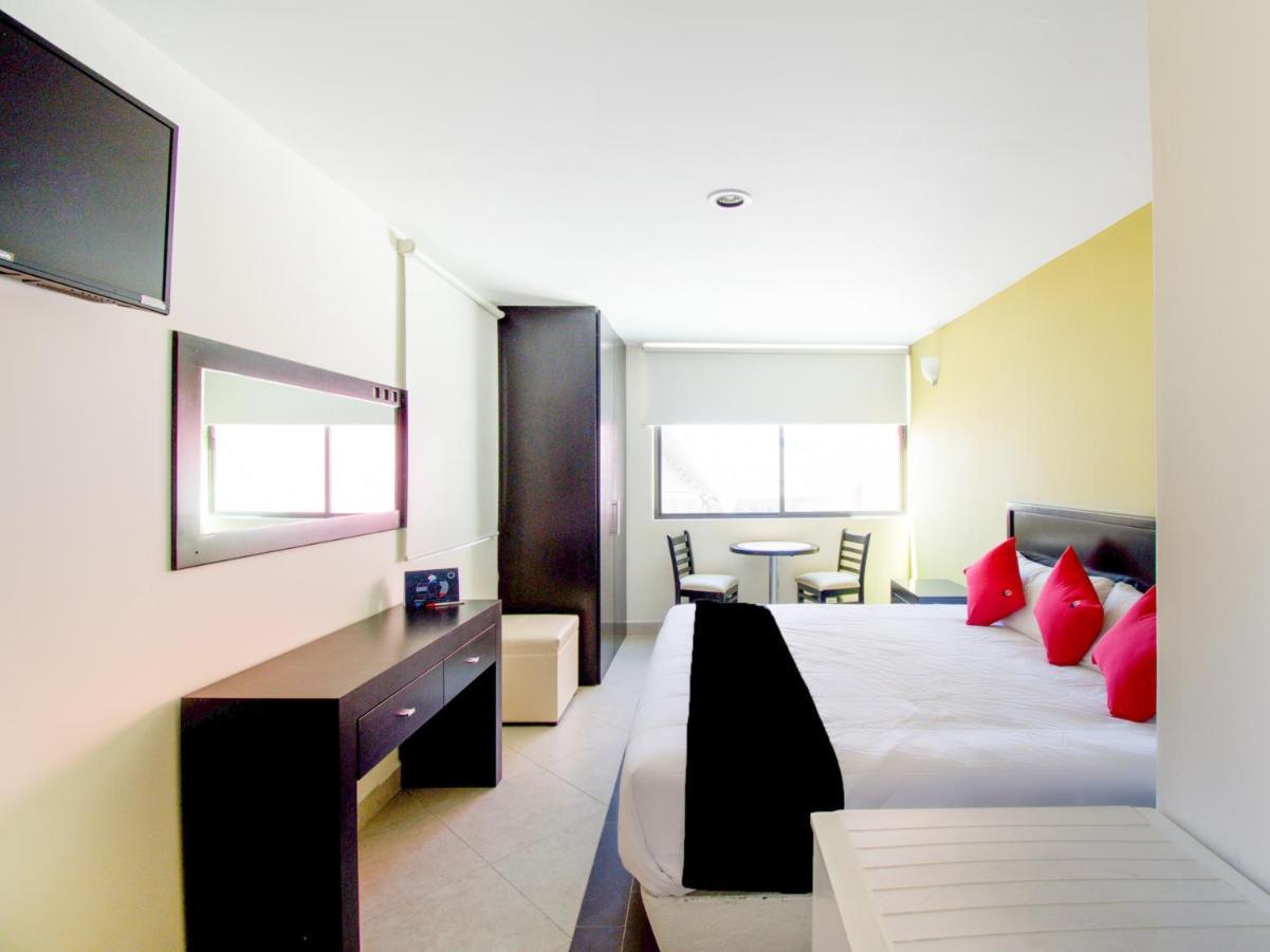 Hotel Escala Puebla Centro Екстер'єр фото